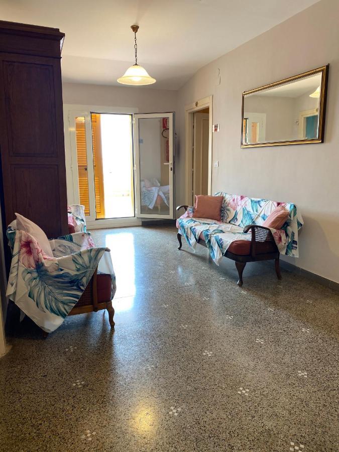 Hotel Ines Varazze Buitenkant foto